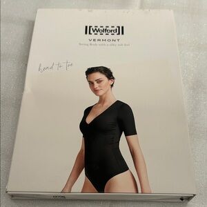 Wolford Vermont Black Short Sleeve Body Brand new in box size large